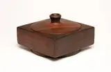 Milon Hutchinson, Lidded box, c. 1970, Studio