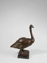 Modell Junger Schwan by August Gaul, Um 1919, Bronze mit dunkelbrauner Patina, auf Marmorsockel montiert, sold Dec 2017