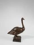 Modell Junger Schwan by August Gaul, Um 1919, Bronze mit dunkelbrauner Patina, auf Marmorsockel montiert, sold Dec 2017