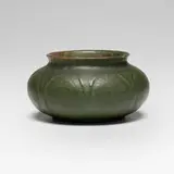 Grueby Faience Company, Low vase with leaves