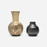 Karlsruher Majolika, Vases, set of two