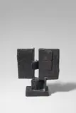 Fritz Koenig, Torflügel, 1963, Bronze mit dunkelbrauner Patina