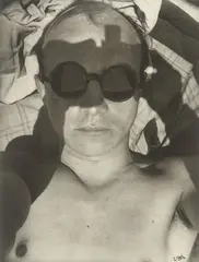 Otto Maximilian Umbehr, Portfolio III, 1927, Portfolio mit 10 Silbergelatineabzügen von Christine Sander unter Aufsicht von Umbo, 1980