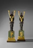 André-Antoine Ravrio, Paar Kandelaber mit Nubierinnen, Um 1805, Bronze, vergoldet, brüniert, teilweise grün gefasst. Je 56 cm (22 in.)