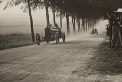 Jacques Henri Lartigue, Grand Prix de l'A.C.F., Amiens, 12 Juillet, 1913, Vintage. Silbergelatineabzug