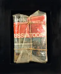 Look by Christo, 1965, Zeitschrift in Polyäthylenfolie, mit Kordel verschnürt, in schwarzen Rahmen montiert, sold Jun 2015