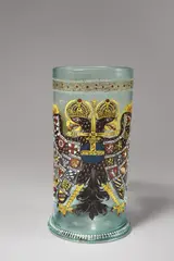 Böhmisch oder sächsisch, Glas, farbige Emailmalerei, 25,6 cm; Ø 11,5 cm (10 ⅛ in.; Ø 4 ½ in.)