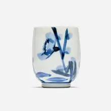 Kondo Yuzo, Teacup, glazed porcelain