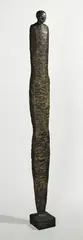 Axel Cassel, La Momie, 1986, Bronze mit bräunlicher Patina. Höhe (mit Sockel): 163 cm (64 ⅛ in. )