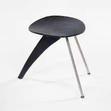 Isamu Noguchi, stool, 1949, walnut, steel