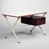 Pierre Paulin, desk