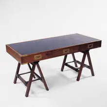 attribution Harvey Probber, campaign desk, 1960s, walnut, brass, leather