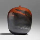 Toshiko Takaezu, Closed Form (with rattle)