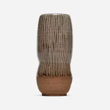 Shio Kusaka, (stripe 16), 2010, glazed stoneware