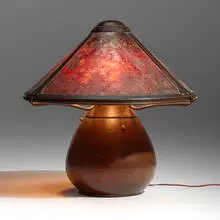 Dirk Van Erp, Large gourd-form table lamp, c. 1915-30, handwrought copper, mica