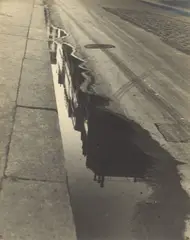 Ilse Bing, Paris“, rue de Valois, 1932, Vintage. Silbergelatineabzug