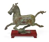 Leonard Stockting, The Flying Horse of Gansu, 1973, bronze with green patina