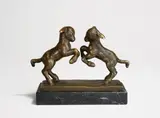 Zwei Böckchen (auch: Zwei kämpfende Böckchen) by August Gaul, Um 1904, Bronze mit brauner Patina, auf schwarzen Marmorsockel montiert, sold May 2019