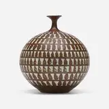 Raul Coronel, Vase