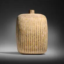 Claude Conover, Boox vessel, 1982, glazed stoneware with engobe decoration