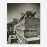 Julius Shulman, Exterior view of the Ennis-Brown House, gelatin silver print