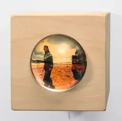 Guckkasten (Fyrirheitna landið) by Ólafur Elíasson, 1994, Glaskugel, Foto, Holz und Stromkabel, sold Jun 2015