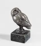 August Gaul, Käuzchen, 1915, Silber, auf Marmorsockel montiert