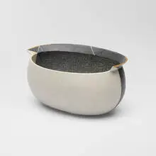 Malene Müllertz, Vase, 2005, glazed stoneware