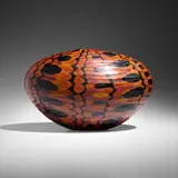 Massimo Micheluzzi, Vase