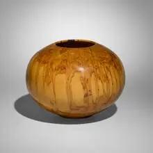 Philip Moulthrop, Ashleaf Maple Globe, 2003, ashleaf maple