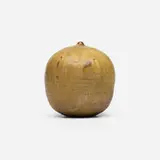 Toshiko Takaezu, Closed Form (with rattle)