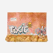 Miranda Donovan, Toxic, 2007, oil and mixed media on board