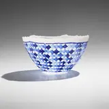 Etsuko Nishi, Lace Vessel, 1990, pâte de verre