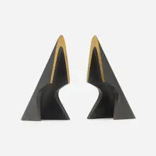 Carl Auböck, Bookends model 4099, pair, patinated brass
