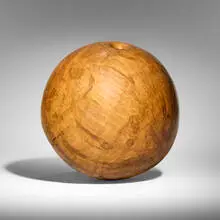 David Ellsworth, Calypso Sphere, 1998, black oak burl