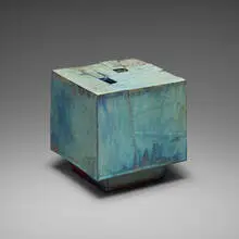 Otto Natzler, Square form with pierced top and scored sides, two trapezoid openings, 1977, earthenware with Sang and Blue Nocturne glaze with melt fissures and iridescence
