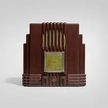Amalgamated Wireless, Fisk Radiolette, model R29, c. 1935, Bakelite, plastic, metal, fabric