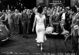 Mario De Biasi, Gli Italiani si voltano“, Milano, 1953, Früher Silbergelatineabzug. Agfa-Papier