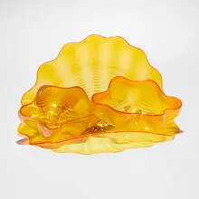 Dale Chihuly, Yellow Seaform Set with Red Lip Wraps, 1991, hand-blown glass