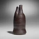 Karen Karnes, Spouted vase