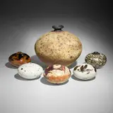Collection of six vessels by Otto & Vivika Heino, glazed stoneware and porcelain, sold Nov 2025