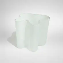Alvar Aalto, Savoy vase, model 3031, mold-blown laminated glass