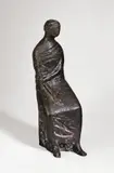 Gustav Seitz, Junge ruhende Sappho (1. Entwurf), 1964, Bronze mit schwarzer Patina. Höhe: 29,5 cm (11 ⅝ in.)