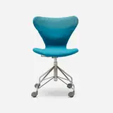 Arne Jacobsen, Sevener desk chair, model 3117 from the SAS Royal Hotel, Copenhagen