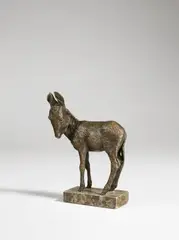 Esel by Renée Sintenis, 1923, Bronze mit dunkelbrauner Patina, auf Steinsockel montiert, sold Dec 2020