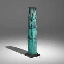 Judy Kensley McKie, Lizard Column, 1989, patinated bronze
