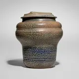 Karen Karnes, Large covered vessel