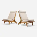 Hans J. Wegner, Lounge chairs model AP 71, pair, c. 1968, oak, upholstery, cord, canvas