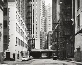 Thomas Struth, North Garland Court, Chicago, 1992, Silbergelatineabzug, 1992. Agfa-Papier