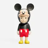 Satoru Koizumi, With Mickey sculpture, 2020, polystone